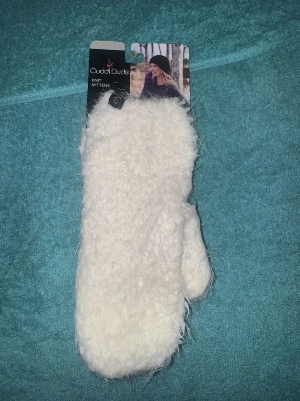 NWT Cuddle Duds fuzzy mittens